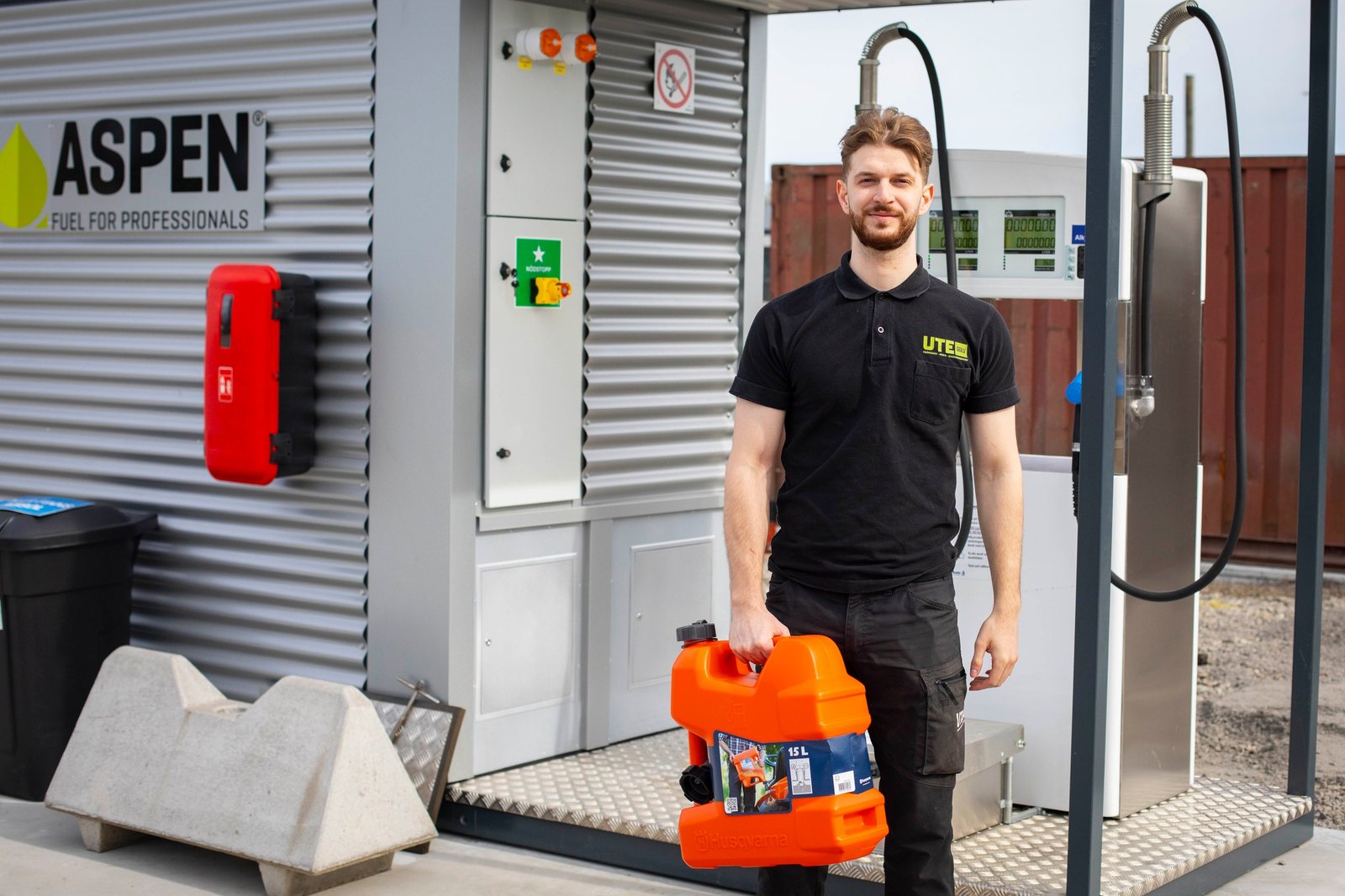 Aspen tankstation hos Utegolv i Trollhättan